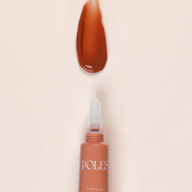 Two Poles Lip Hero Balm Confident con Ácido Hialurónico 4P